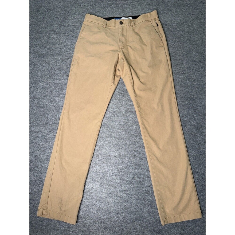 Old Navy Mens Ultimate Tech Slim Built-In Flex Khaki Chino Pants - Size 30x32